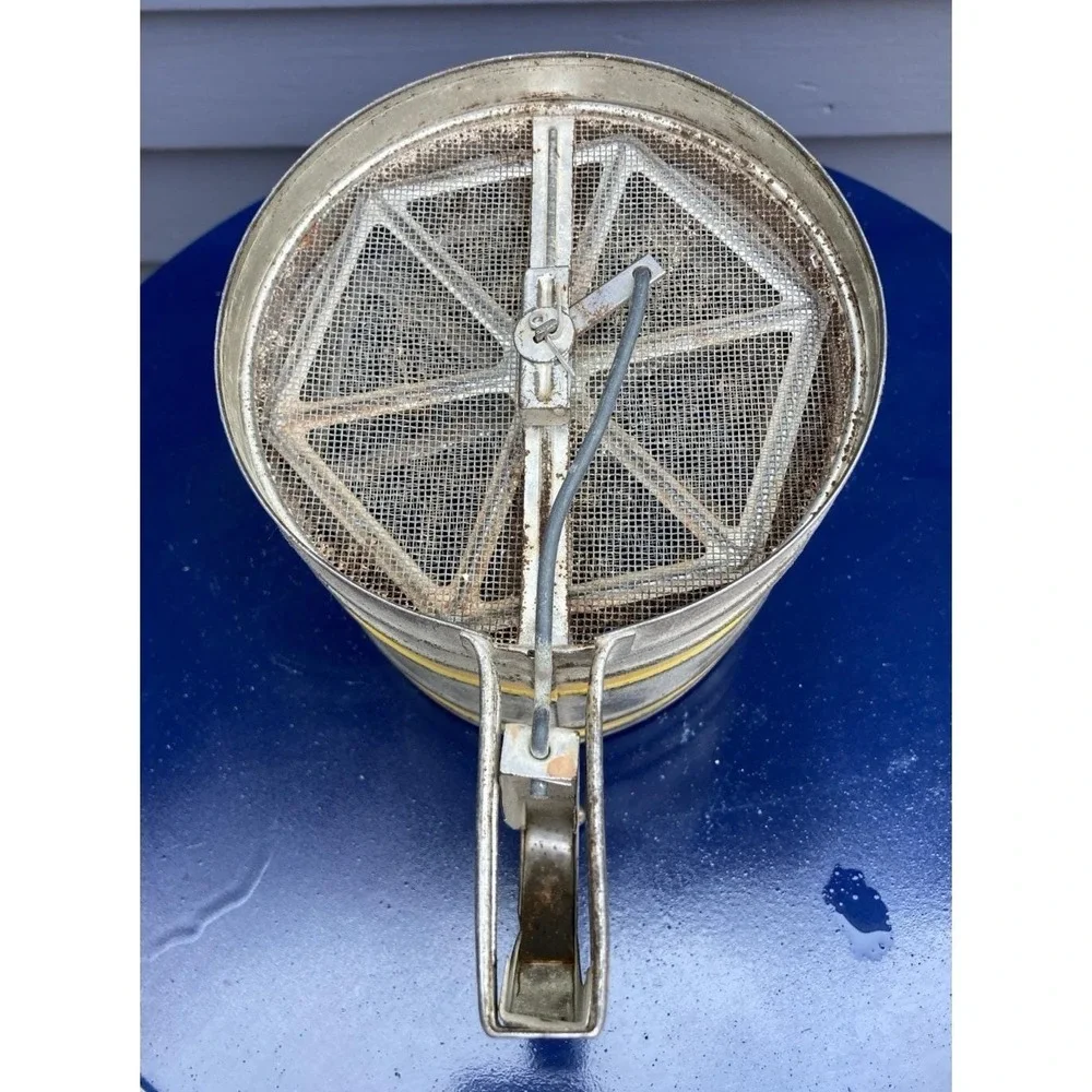 Vintage farmhouse kitchen steel Foley Sift-Chine sifter butter yellow bands